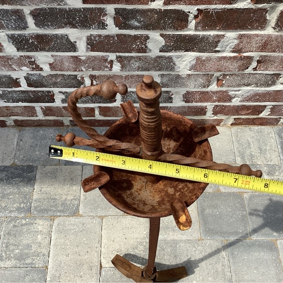 Vintage - Sword Styled Ashtray - Extremely Unique - Free Standing - Rustic Metal - Picture 8 of 11